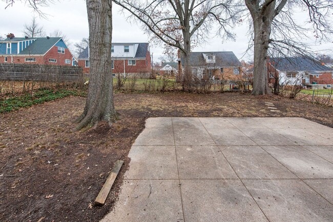 Building Photo - WESTWOOD - Freshly updated 4 bed 2.5 bath home