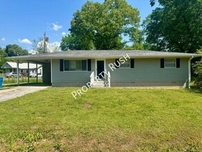 Building Photo - 209 Signal View St