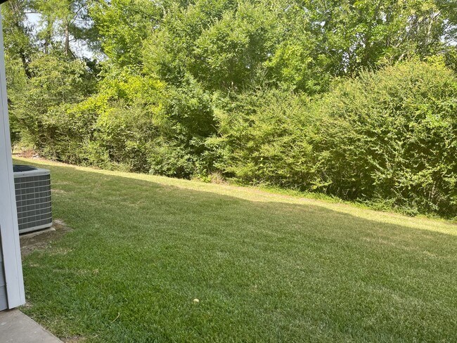Building Photo - College Station - 4 Bedroom / 2.5 Bath / 2...