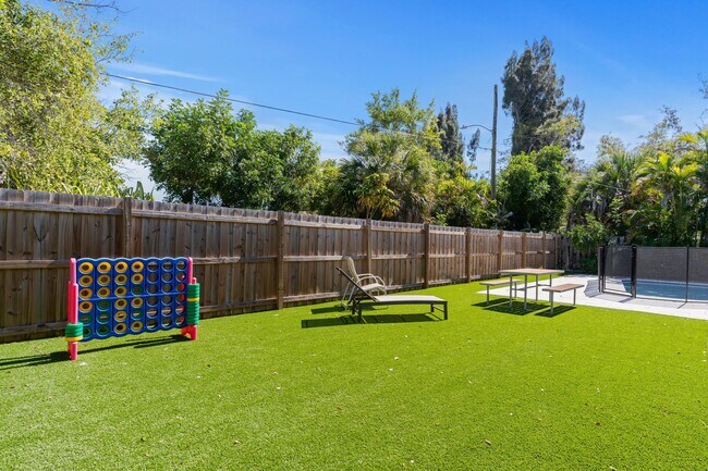 Building Photo - 486 NW 1st St