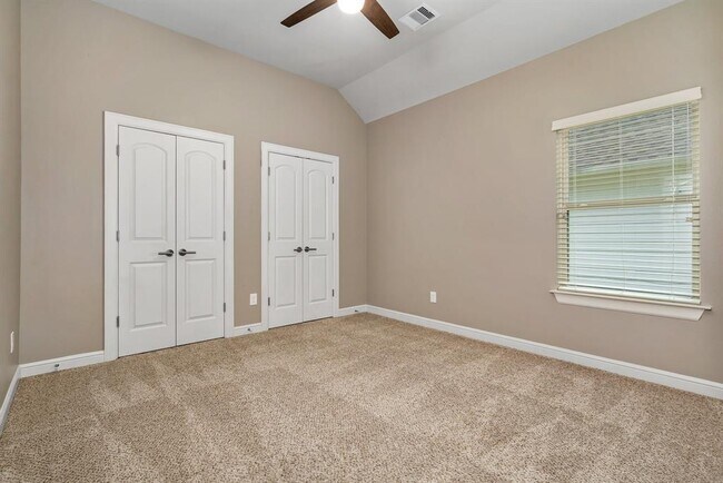 Building Photo - 2934 Whitman Dr