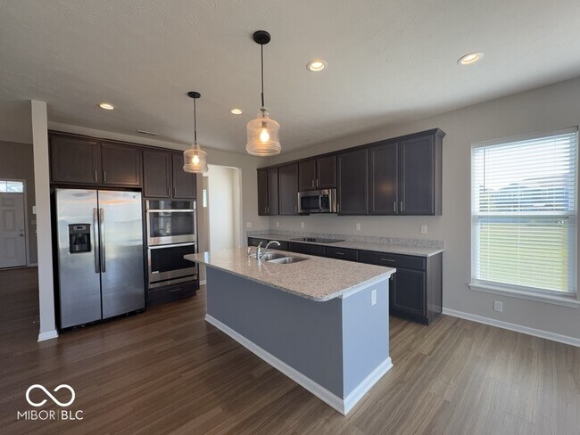 Building Photo - 1405 Sunbrook Ct