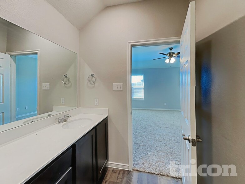 Building Photo - 345 Brandywine Ct