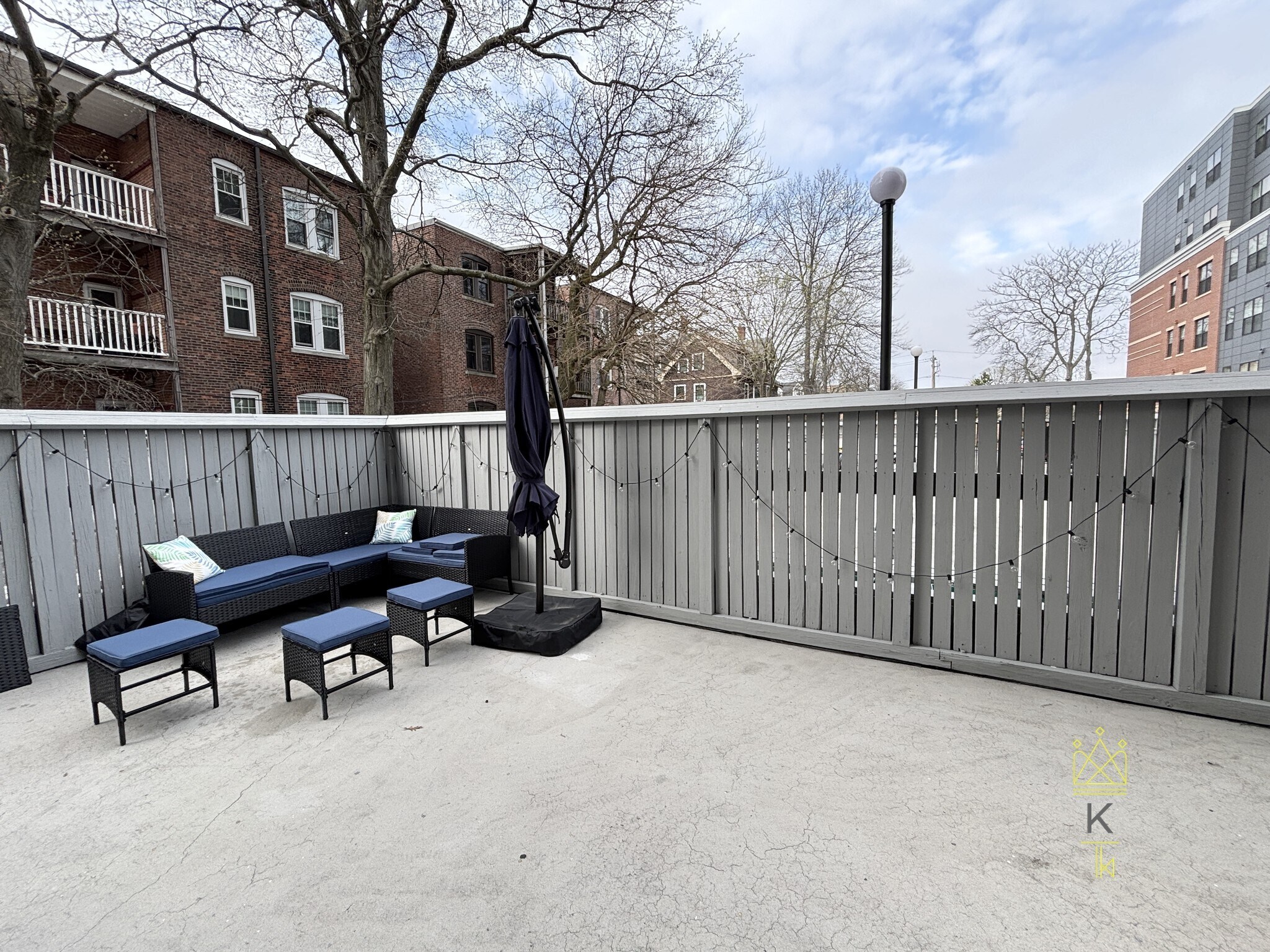 Building Photo - 19 Winchester St