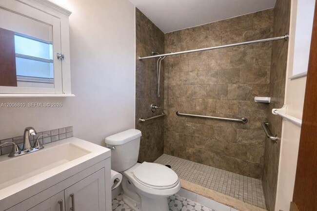 Building Photo - 3547 SW 24th St