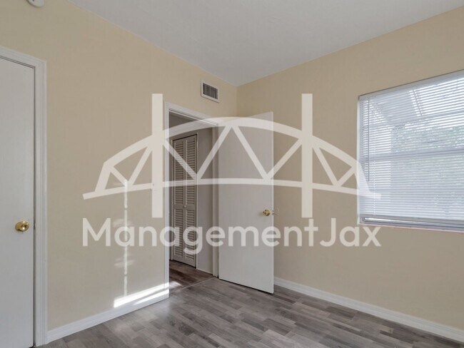 Building Photo - 2604 Van Gundy Rd