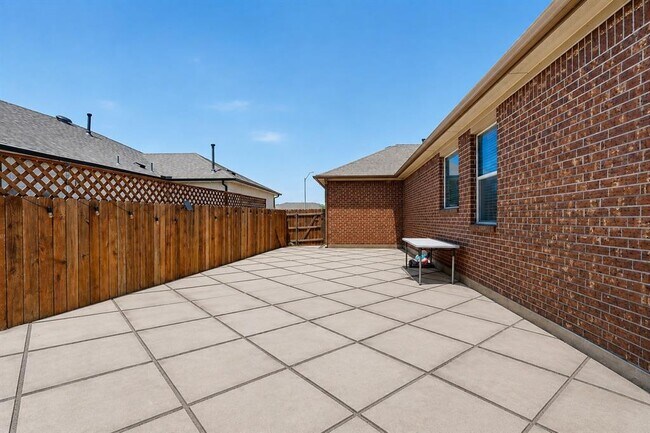Building Photo - 18217 Cercina Trl