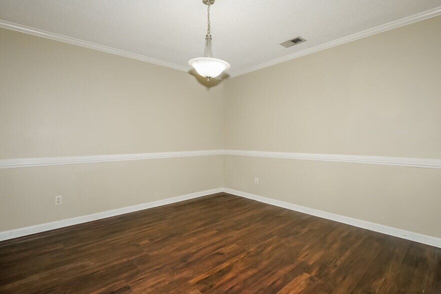 Building Photo - 11652 Mahogany Dr