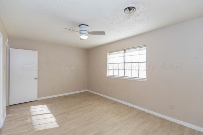 Building Photo - 5314 Briar St