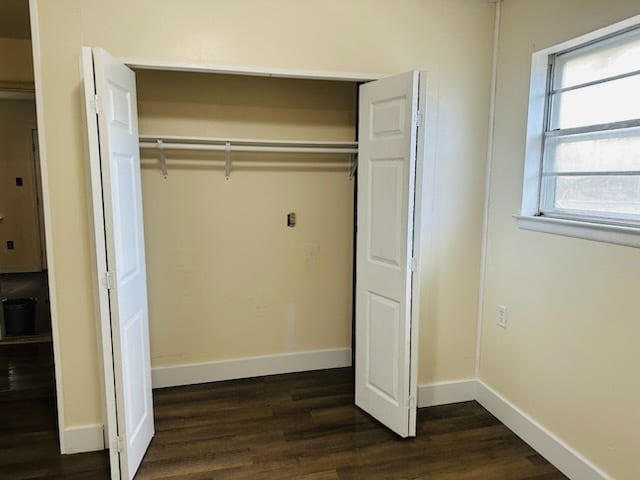 Building Photo - 1817 Victoria Dr