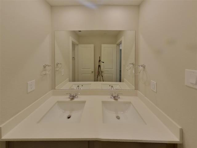 Building Photo - 1101 Fallgate Dr