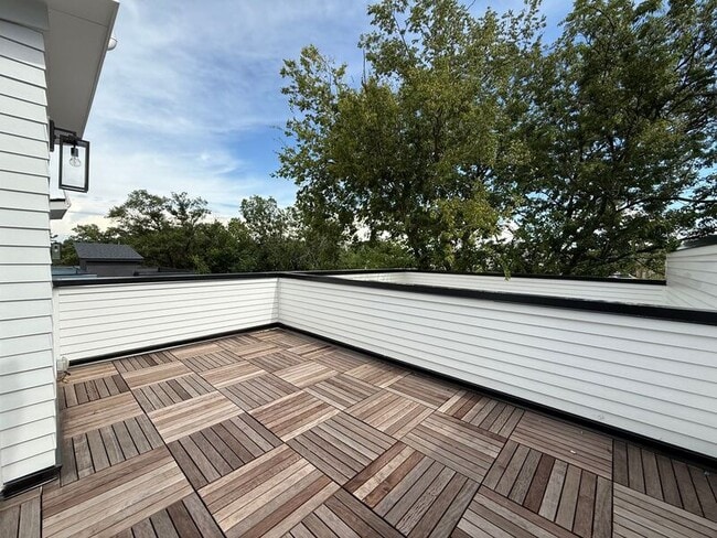 Building Photo - 620 Rocky Knob Ct