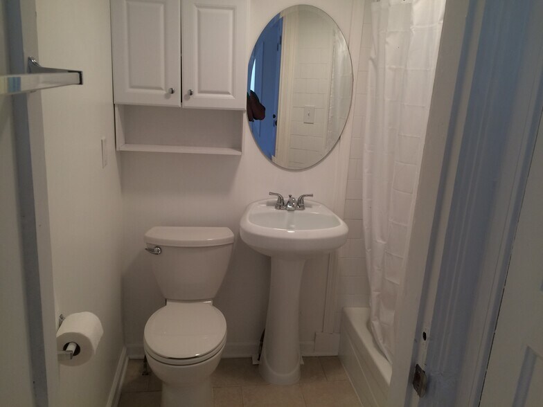Bathroom 1 - 4512 Liberty Ave