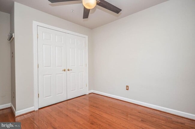 Building Photo - 13776 Lambertina Pl