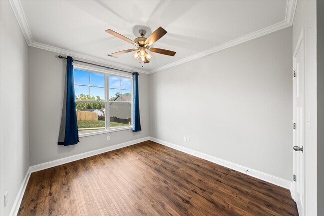 Building Photo - 9846 Foot Path Ln