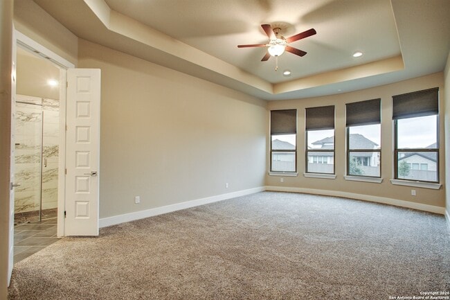 Building Photo - 1038 Cadogan Squire