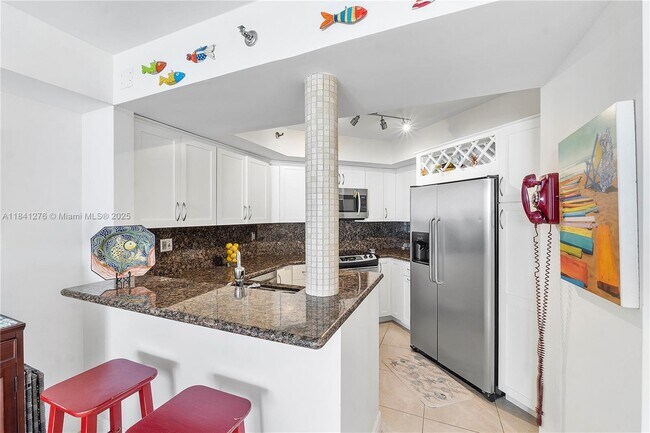 Building Photo - 6767 Collins Ave