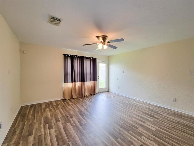 Building Photo - 12835 Regal Oaks Bend Ln