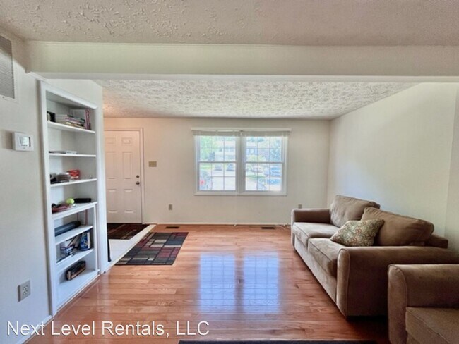 Building Photo - 3 br, 3.5 bath House - 7719 Eagles Head Court