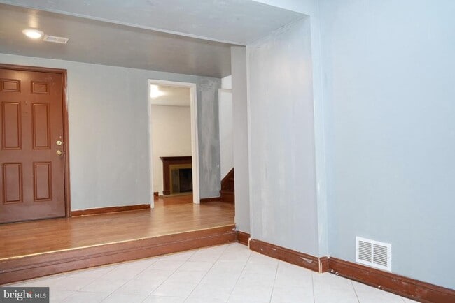 Building Photo - 13315 Schwenger Pl
