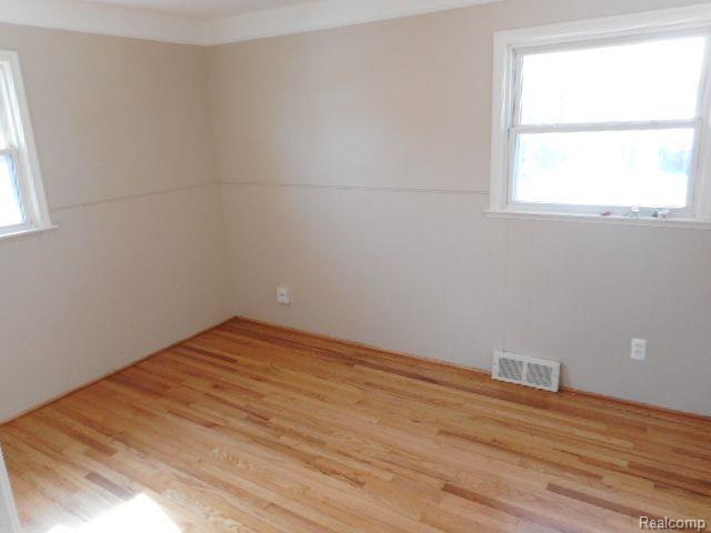 Building Photo - 25159 Normandy St