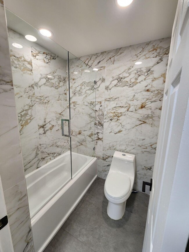 Building Photo - 21506 Juego Cir