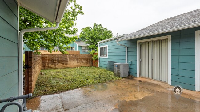 Building Photo - Charming Updated Gem Near Quail Springs!