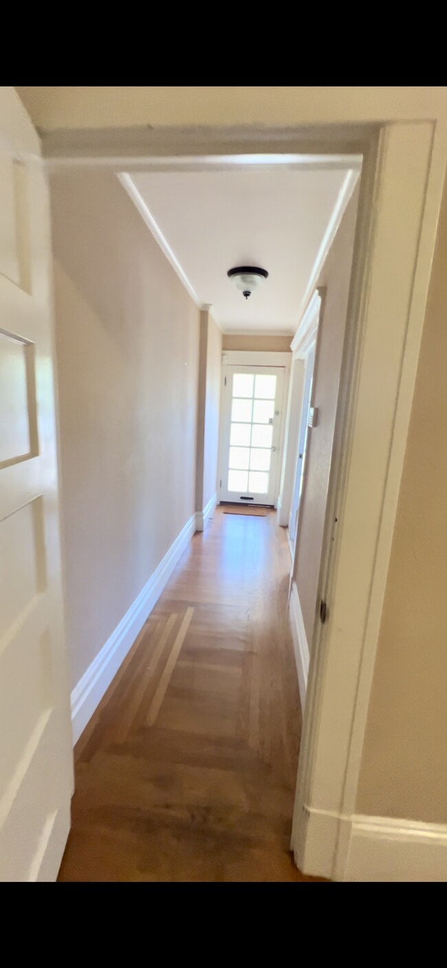 Hallway to Front door and Bedroom - 454 Alcatraz Ave