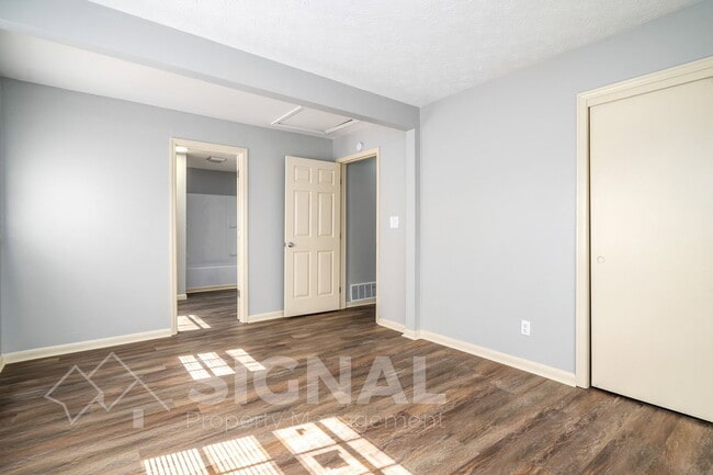 Building Photo - 816 86th Pl S
