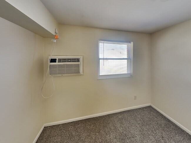 Building Photo - 31 Chittenden Ave