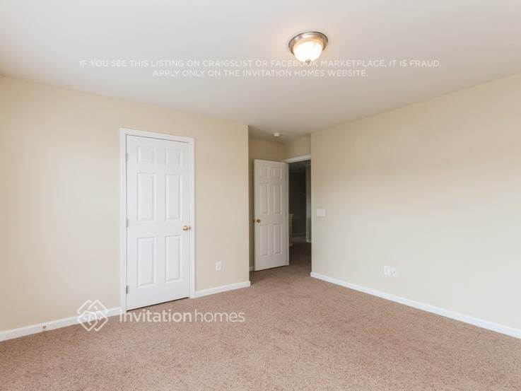 Building Photo - 8515 Castledown Dr