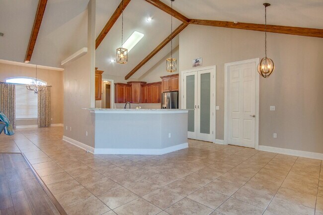 Building Photo - Hidden Creek Golf Course Home with Pool, Fenced Yard, and Bonus Room!
