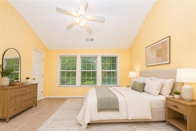 Building Photo - 1745 Kilmington Ct