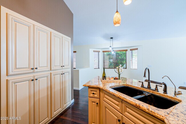 Building Photo - 6347 W Saddlehorn Rd