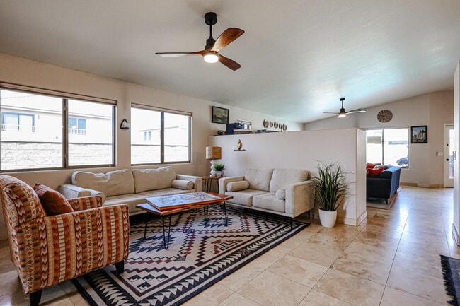 Building Photo - 4010 E Sidewinder Ct