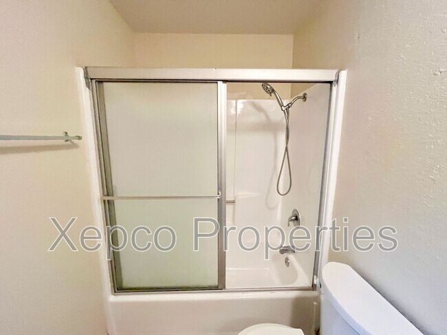 Building Photo - 2857 N Los Felices Rd