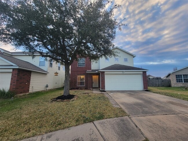 Building Photo - 2410 Lakecrest Village Ct