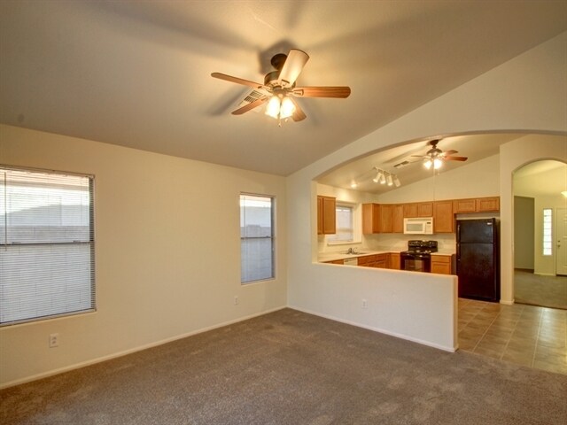 Building Photo - 12613 W Reade Ave