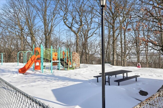 Building Photo - 478 Sierra Vista Ln