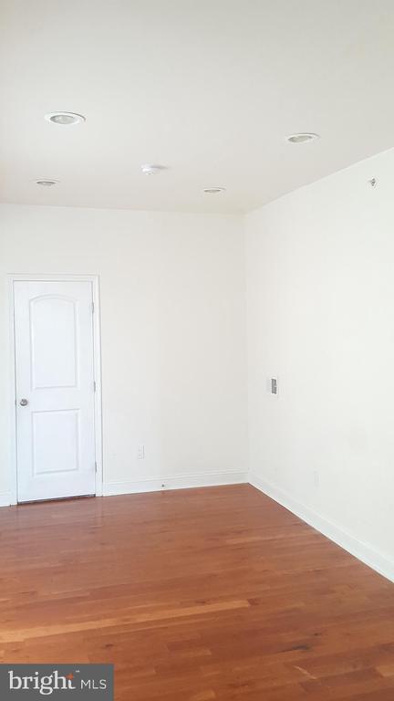 Building Photo - 1510 Brown St