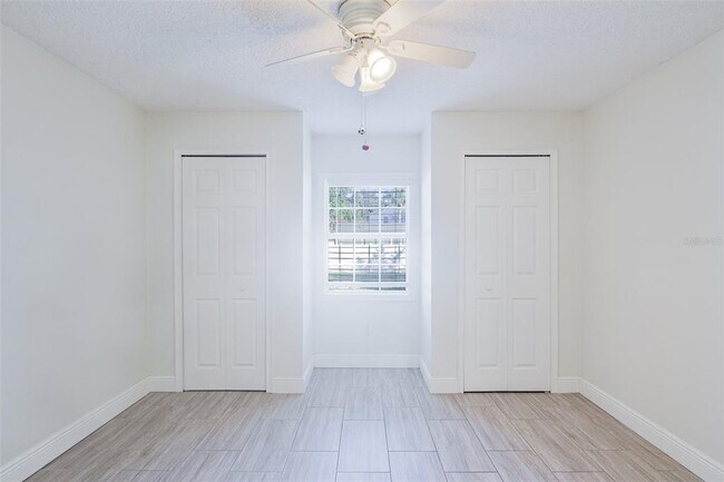 Building Photo - 350 N Phelps Ave