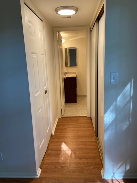 Main bdrm hall_bath - 7661 Provincial Dr