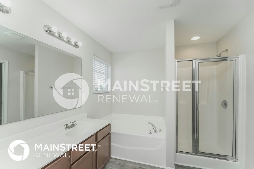 Building Photo - 11123 Silver Glen Ln