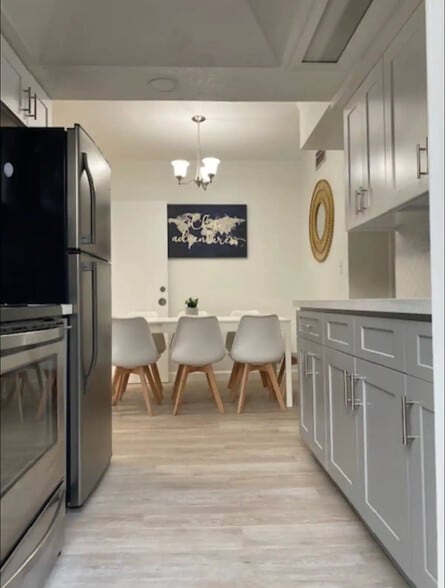 Building Photo - 2160 NW 18th Ter