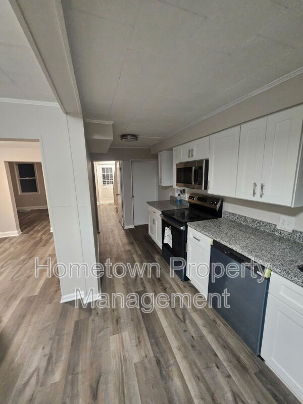 Building Photo - 2689 Strickhouser Rd