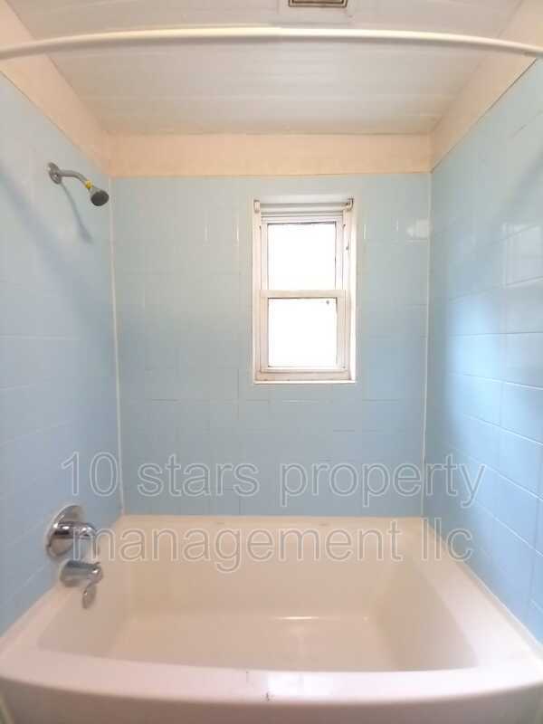 Building Photo - 3450 13th Ave S