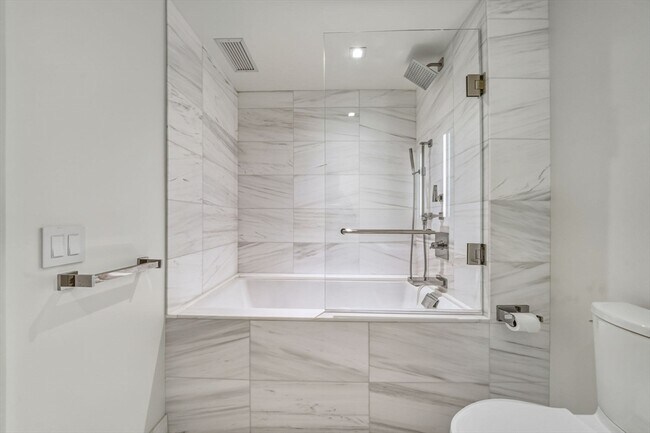 Building Photo - 150 Seaport Blvd