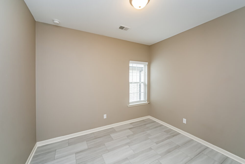 Building Photo - 155 Hidden Meadows Ln