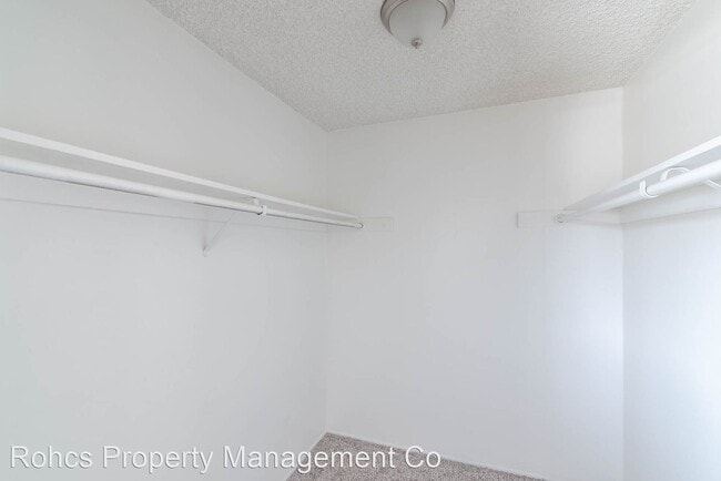Building Photo - 3600-3610 Dana St