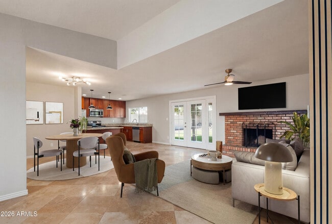 Building Photo - 4916 E Pershing Ave